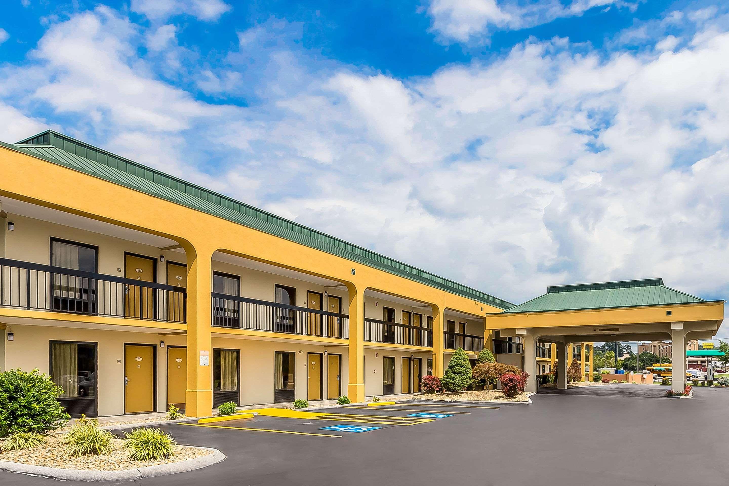 Rodeway Inn Knoxville Exterior photo